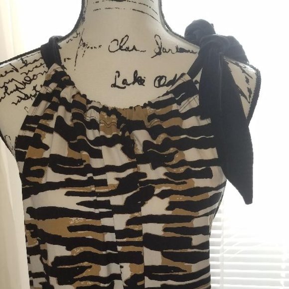 Chapter One sleeveless top - Picture 3 of 4